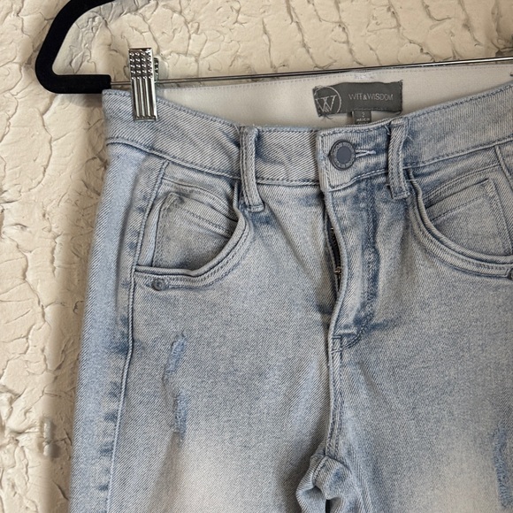 Wit & Wisdom Light Wash Distressed Ankle Jeans - Picture 3 of 8